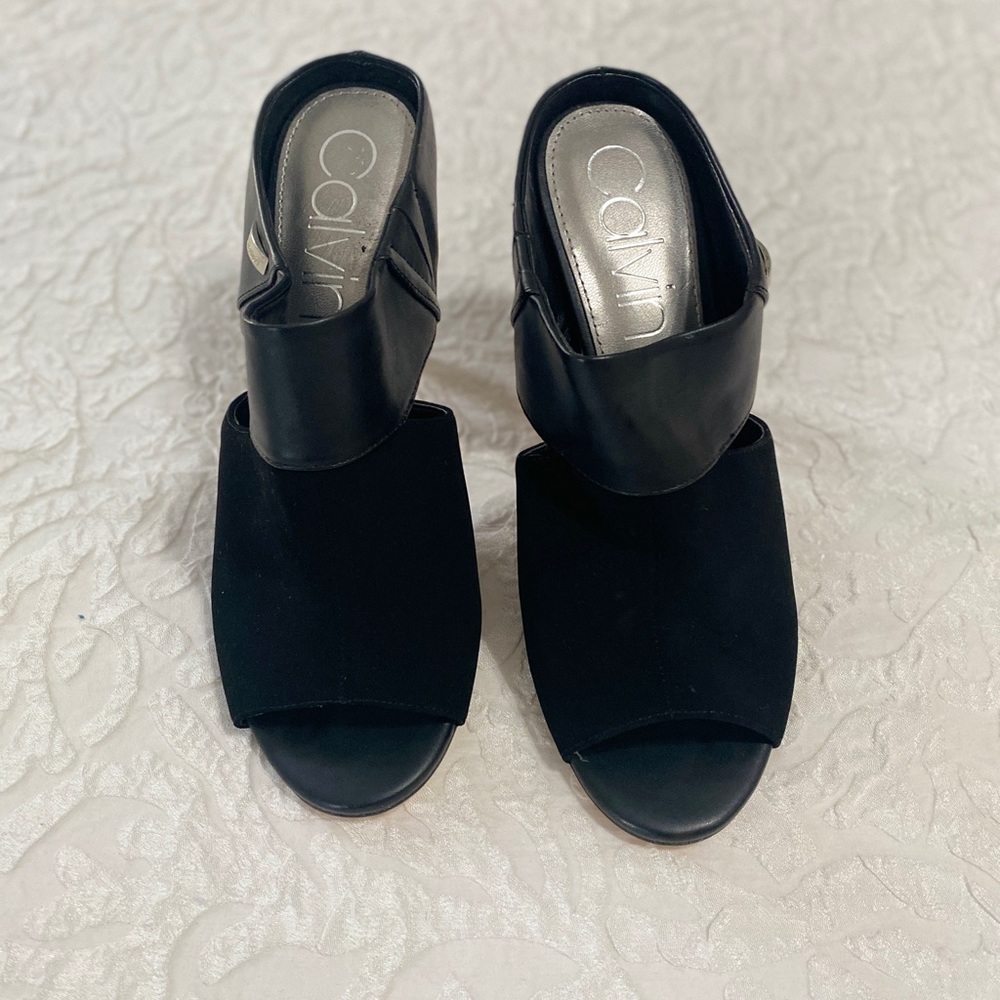 Calvin Klein heel size 8.5